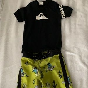 Quiksilver swim set
